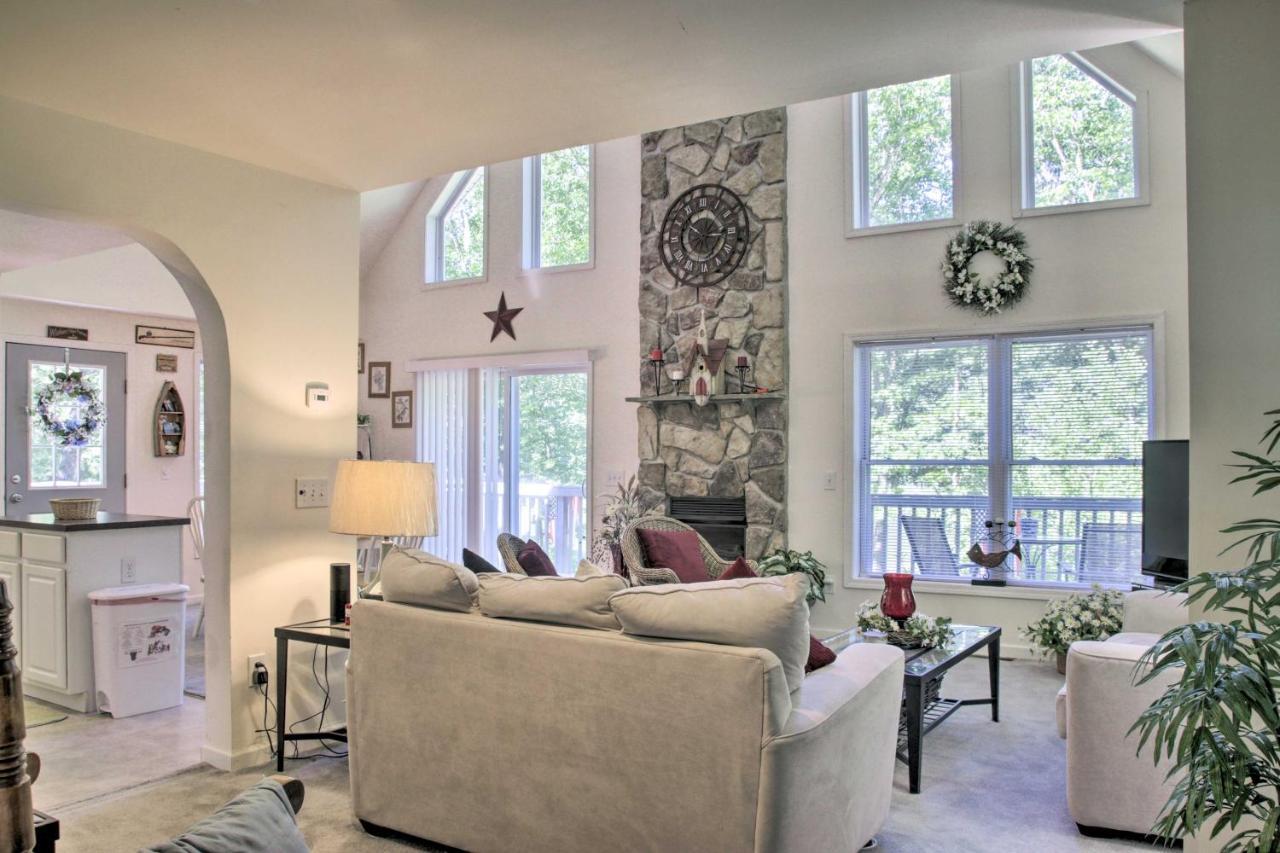 Spacious Home With Deck, Grill And Delaware River View Callicoon Dış mekan fotoğraf